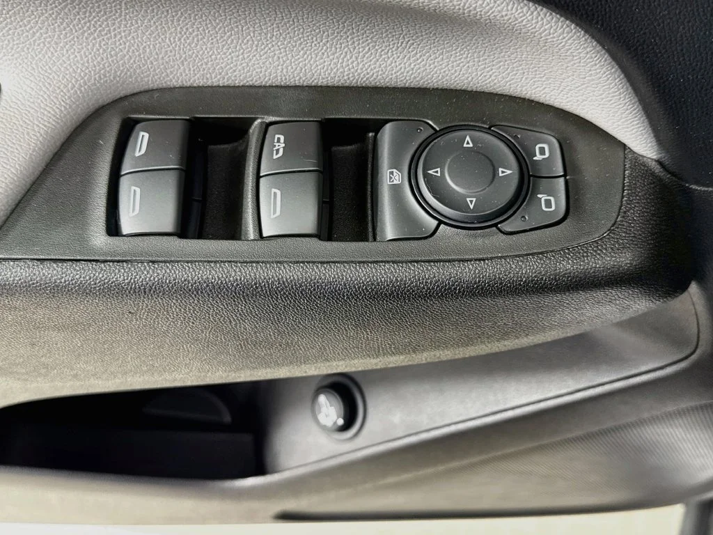 Used 2024 White Chevrolet LT image 21