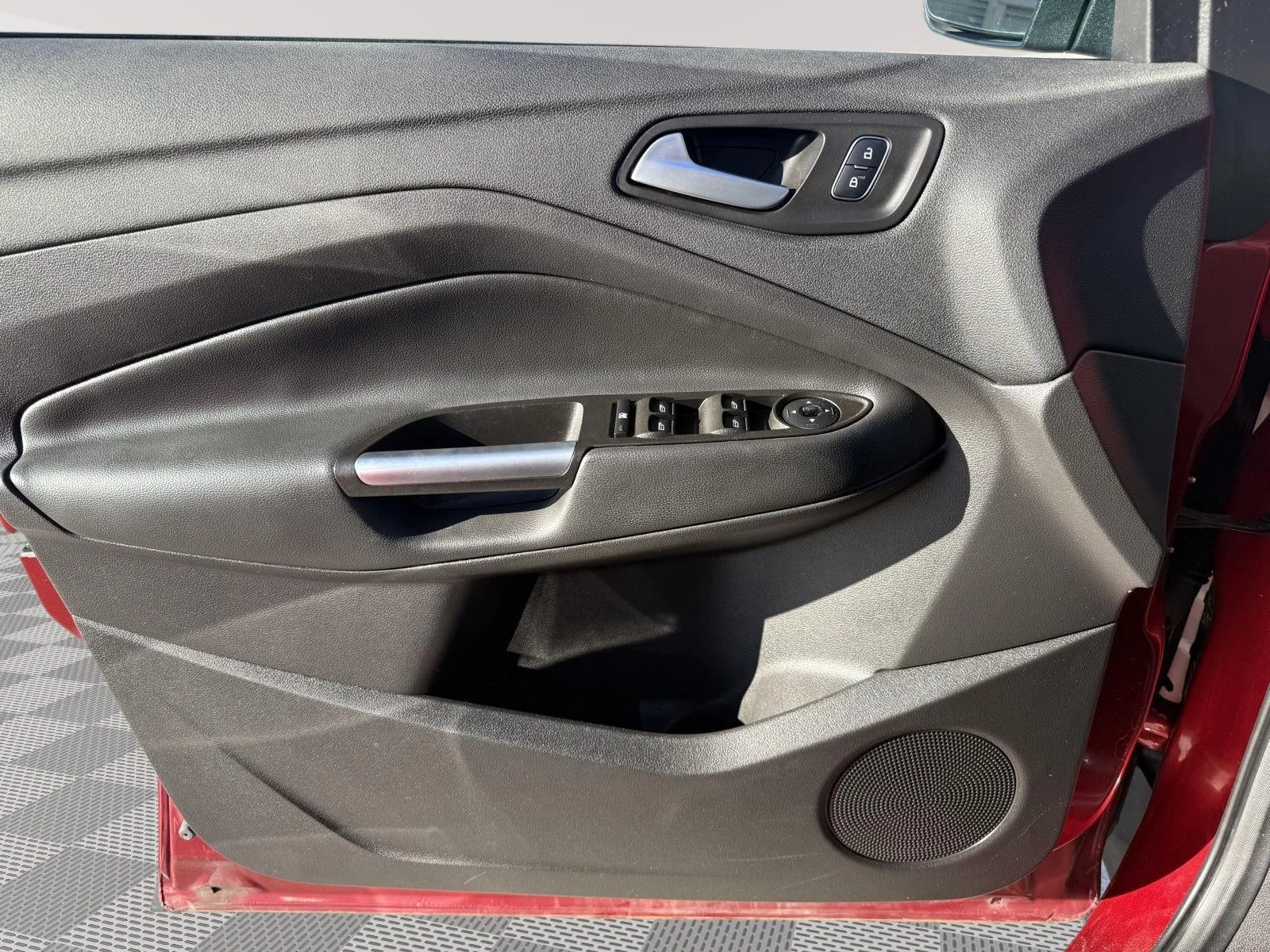 Used 2017 Ruby Red Metallic Tinted Clearcoat Ford SE image 23