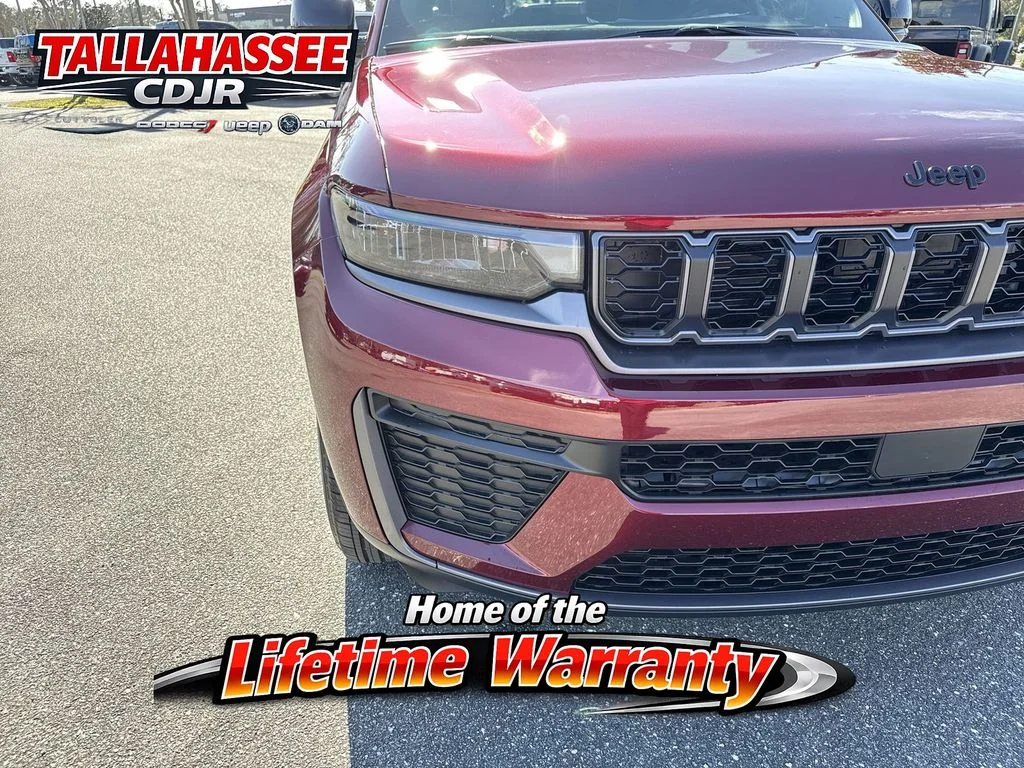 New 2026 Velvet Red Pearl-Coat Exterior Paint Jeep Altitude image 8