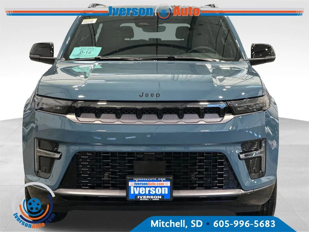 New 2026 Steel Blue Exterior Paint Jeep Limited Altitude image 2