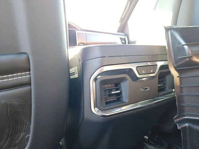 2026 GMC Sierra 3500HD Denali Ultimate - Photo 21