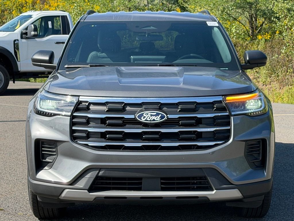 New 2027 Carbonized Gray Metallic Ford Active image 20