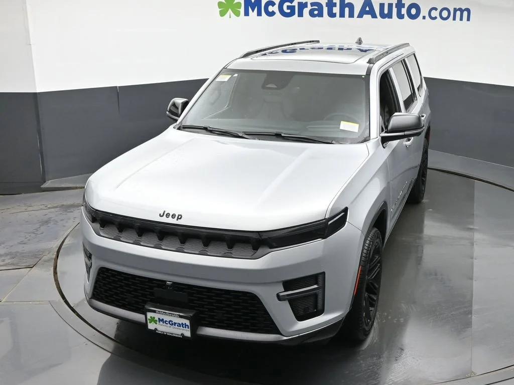 New 2026 Silver Jeep Limited Reserve image 31