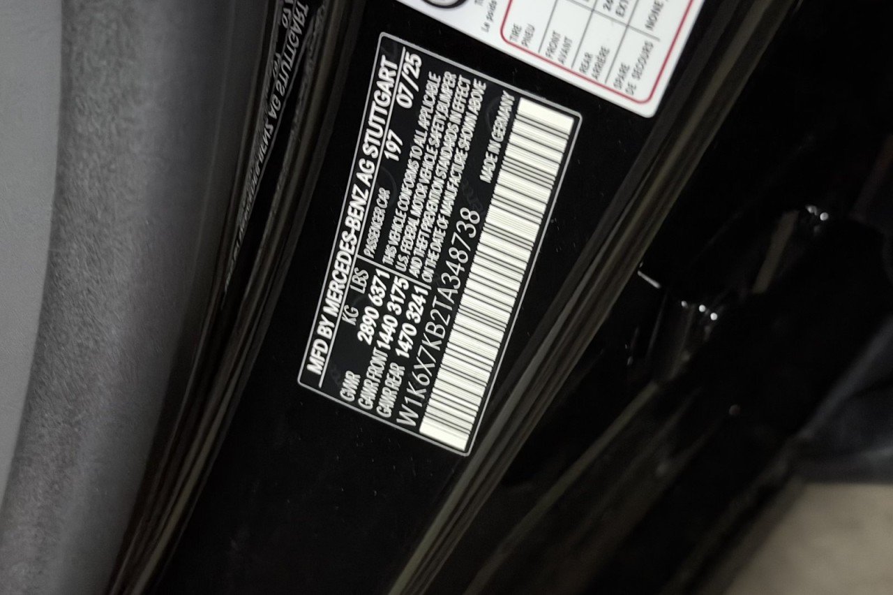 New 2026 Obsidian Black Metallic Mercedes-Benz Maybach S 680 4MATIC® Sedan image 27
