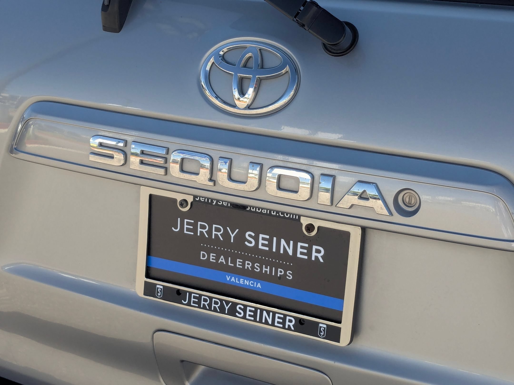 Used 2016 Silver Sky Metallic Toyota SR5 image 13