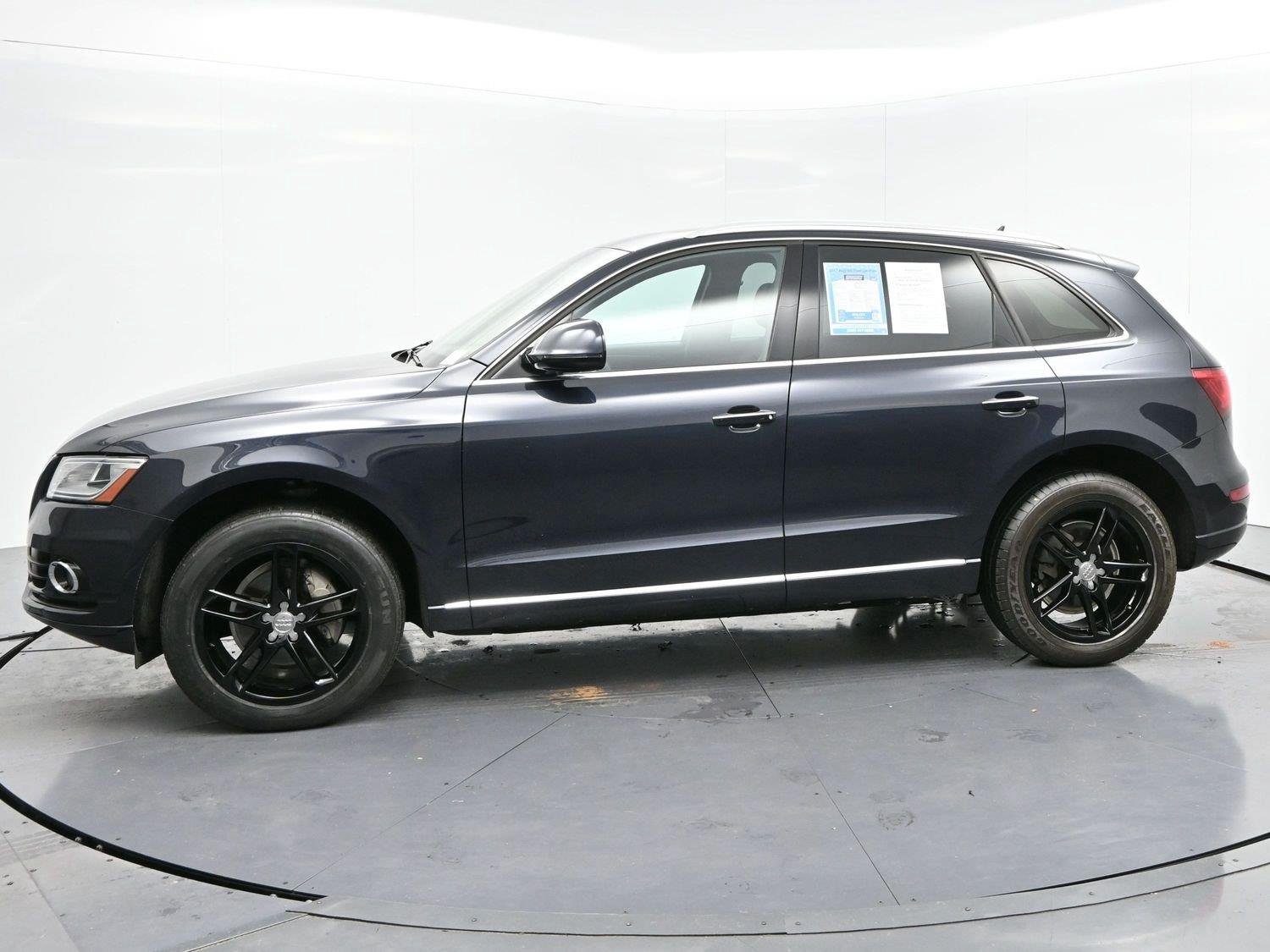 Used 2017 Moonlight Blue Metallic Audi Premium Plus image 4