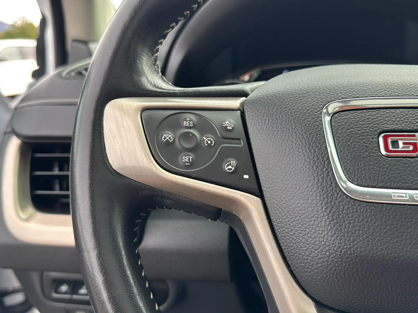 2022 GMC Terrain Denali - Photo 27