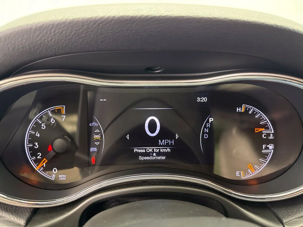 2021 Jeep Grand Cherokee LAREDO E SUV Slide 21