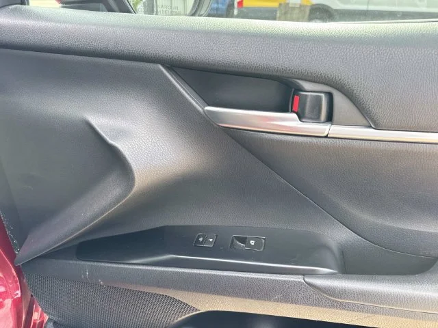 Used 2018 Red Toyota LE image 41