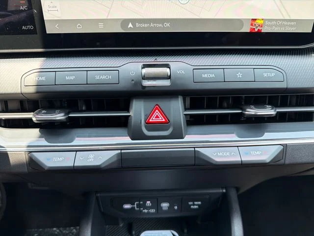New 2026 Snow White Pearl Kia GT-Line image 14