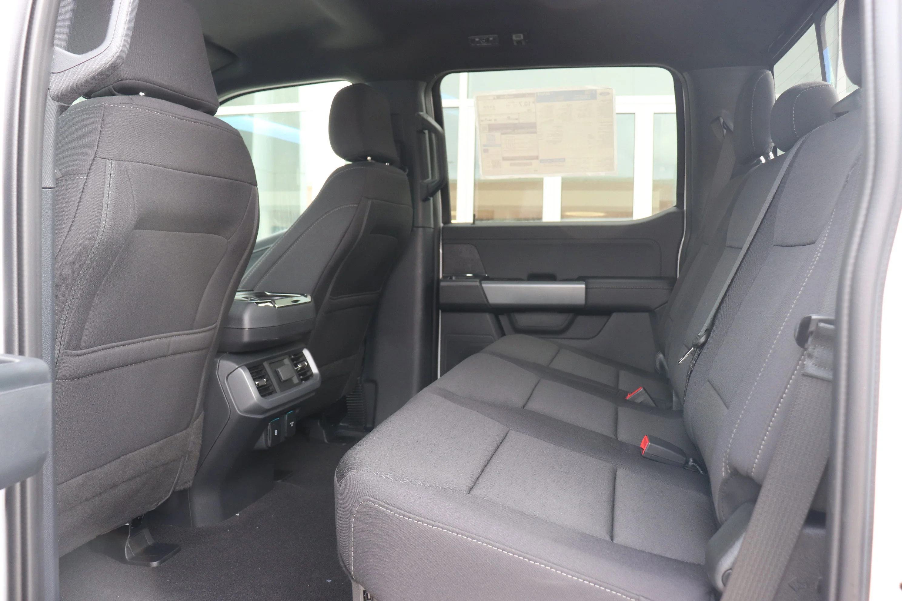 New 2026 OXFORD WHITE Ford XLT image 12