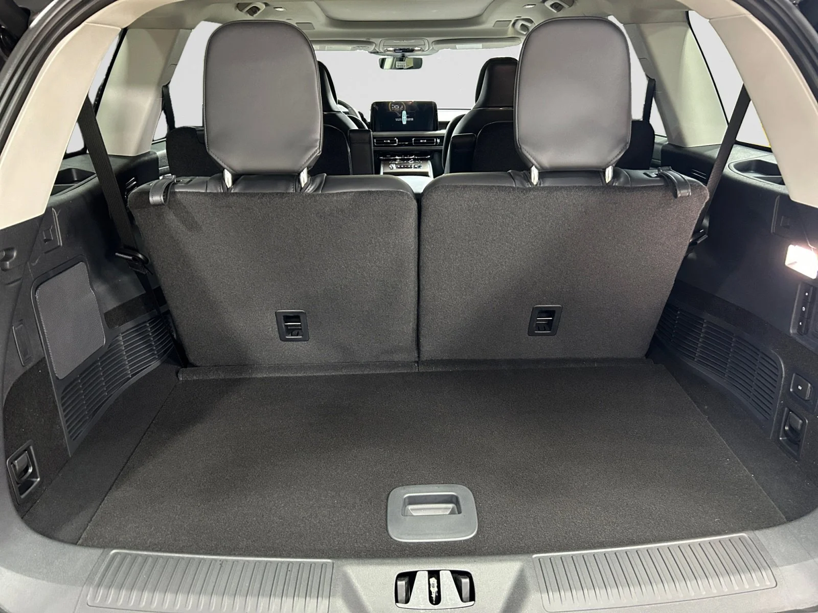 New 2026 Harbour Grey Clearcoat Lincoln Reserve image 10