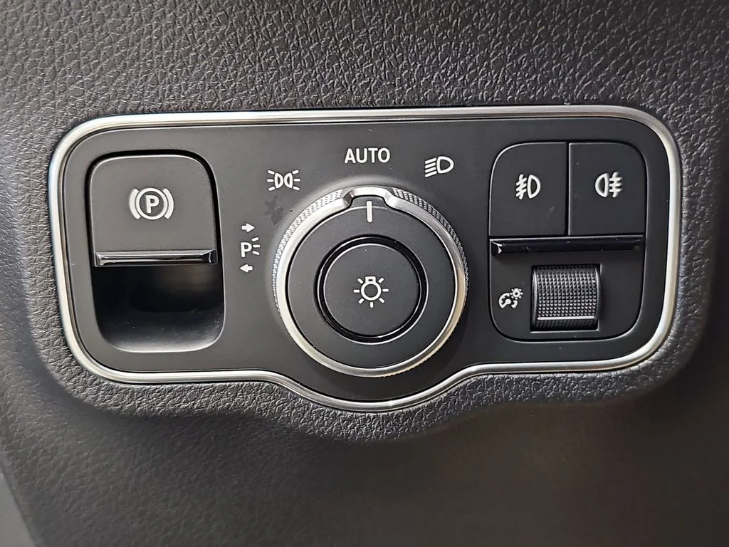 2026 Mercedes-Benz GLB GLB 250 - Photo 29