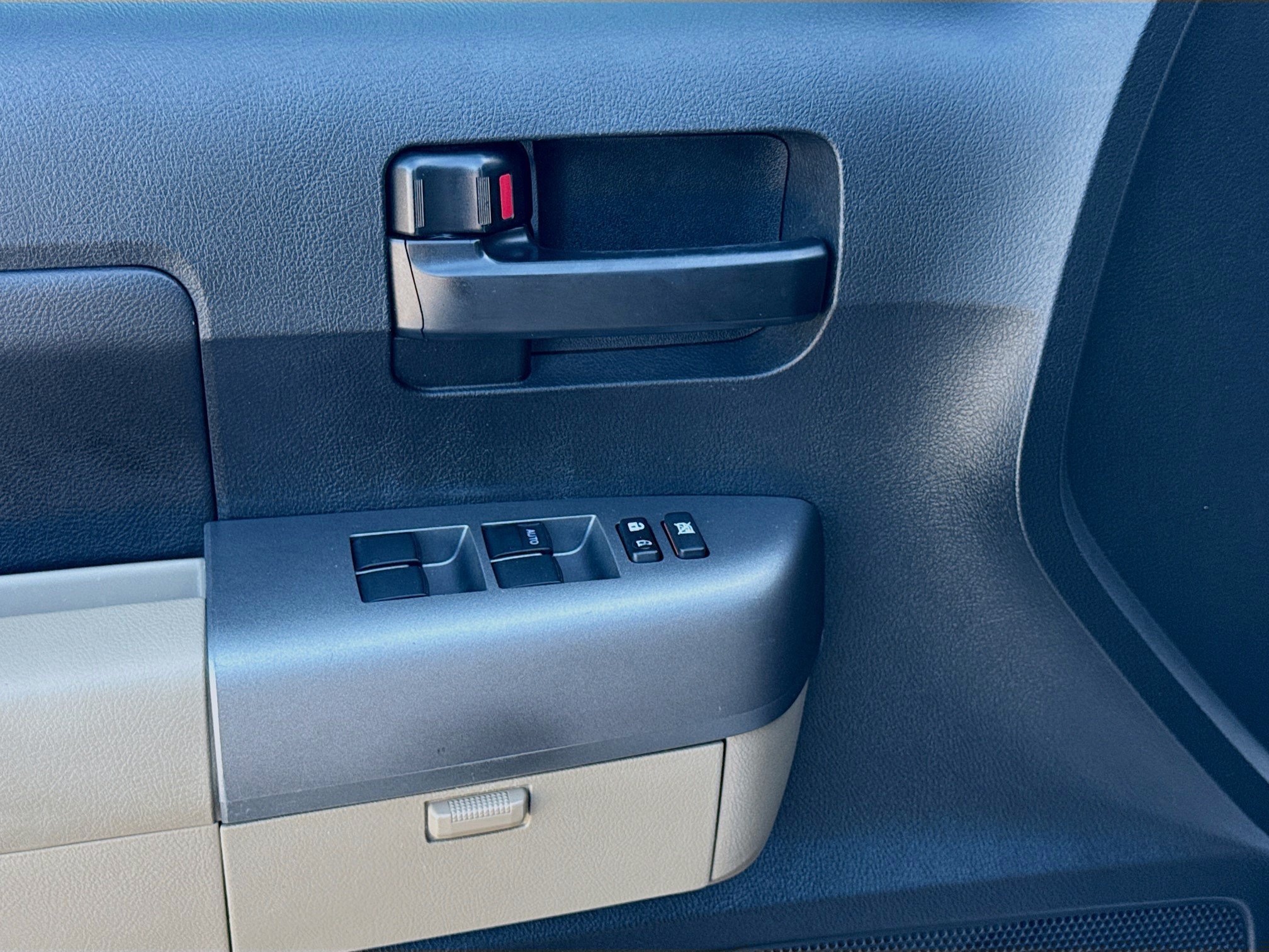 2013 Toyota Tundra Tundra Grade - Photo 13