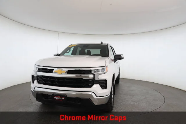 Used 2024 White Chevrolet LT image 36