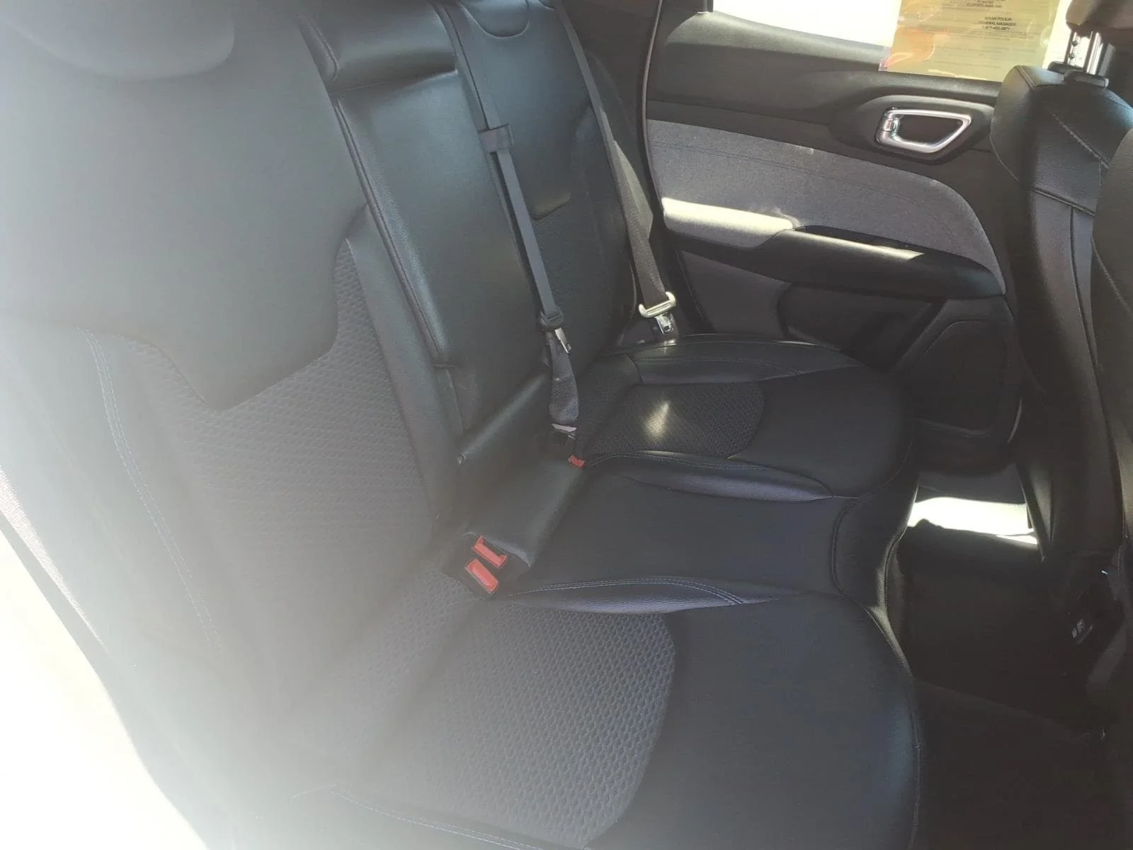 Used 2024 Bright White Clearcoat Jeep Latitude image 18