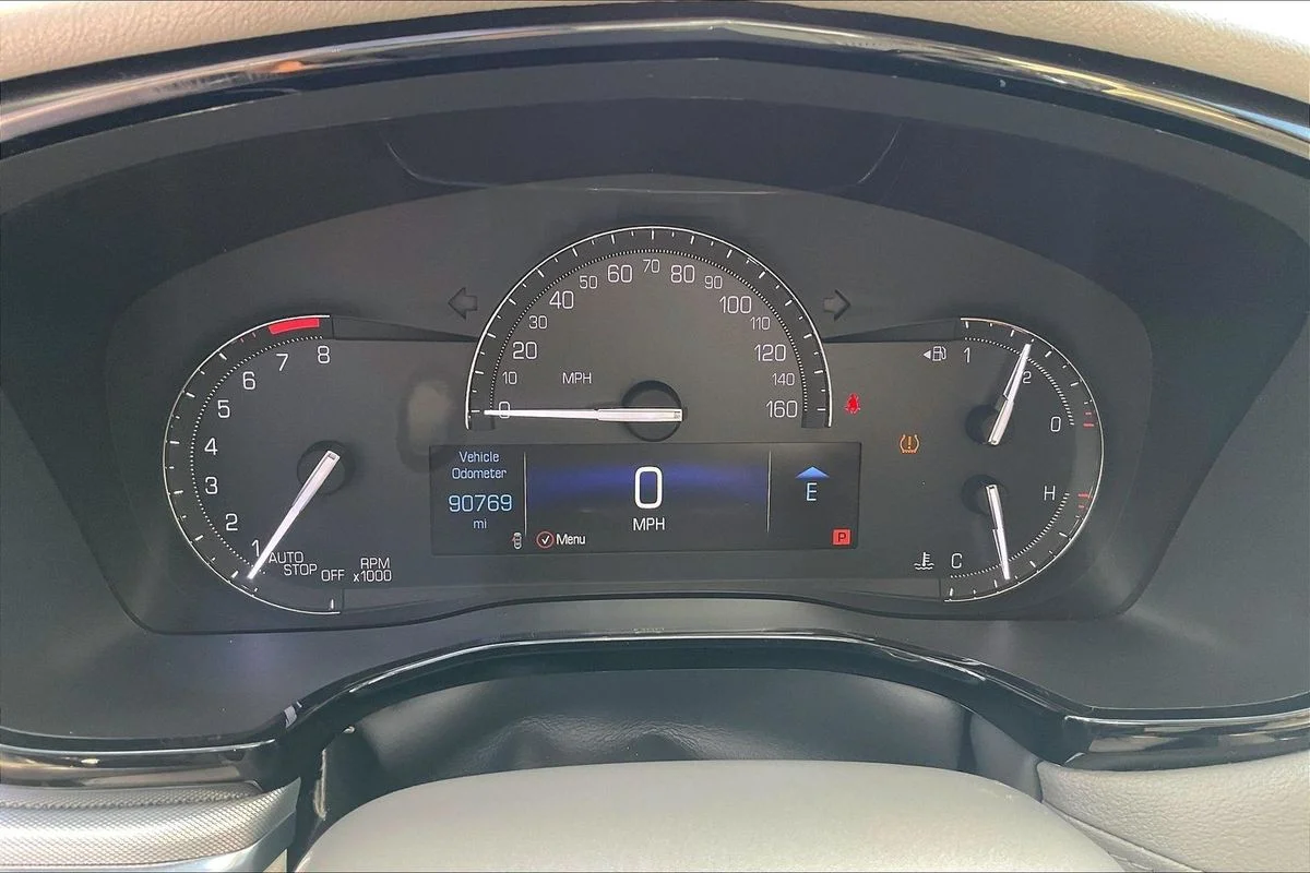 Used 2019 Blue Cadillac Luxury image 13