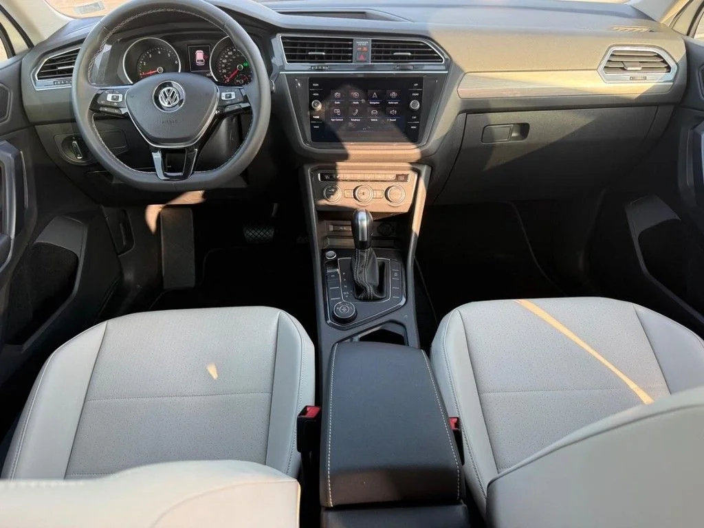 Used 2021 White Volkswagen 2.0T SE image 13
