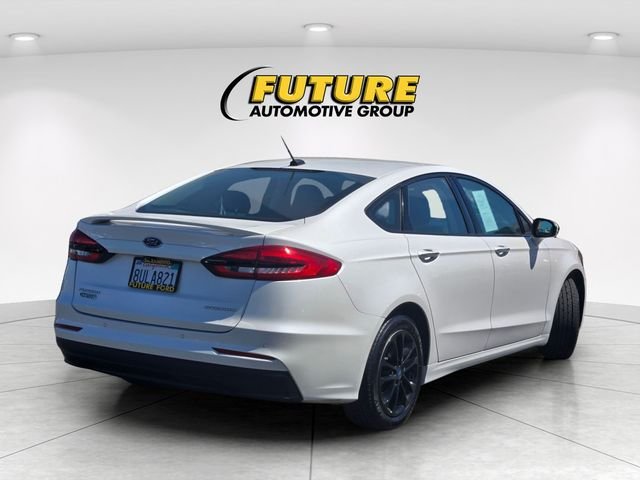 Used 2019 White Ford Titanium image 4
