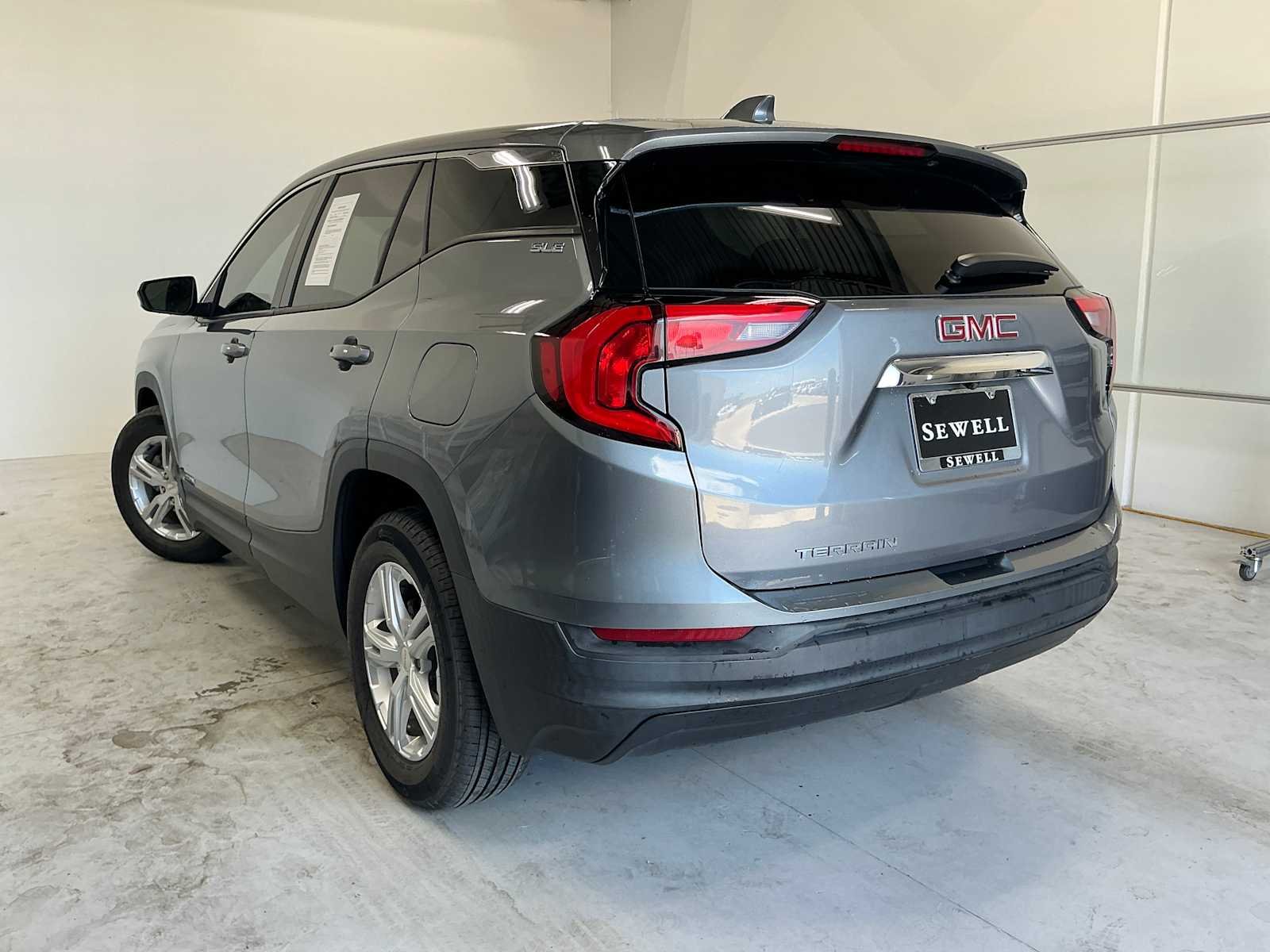 Used 2020 Satin Steel Metallic GMC SLE image 6