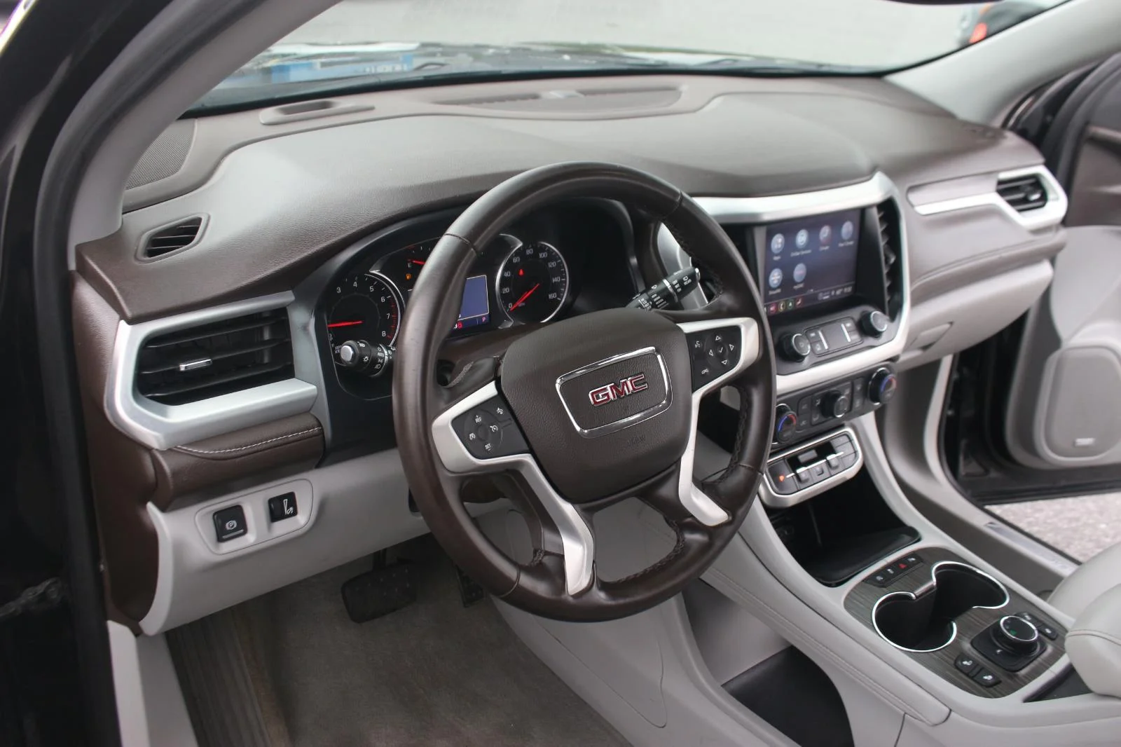 Used 2023 Ebony Twilight Metallic GMC SLT image 20