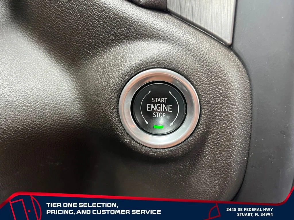 Used 2020 DARK SKY METALLIC GMC Denali image 28