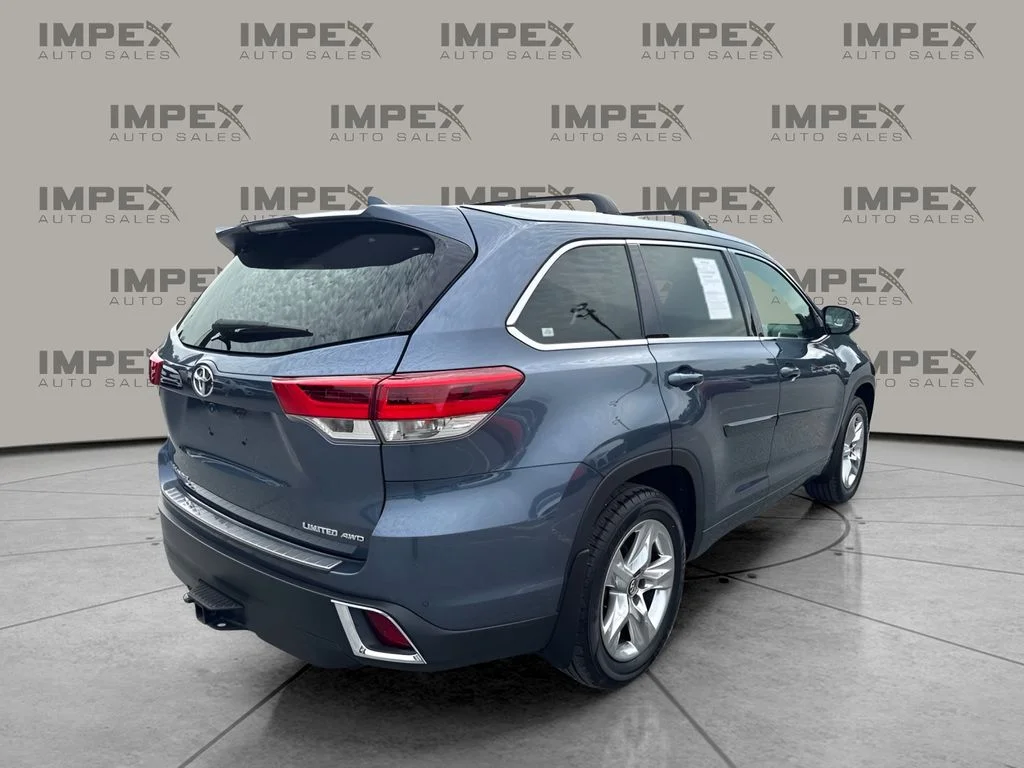 Used 2018 Blue Toyota Limited image 3