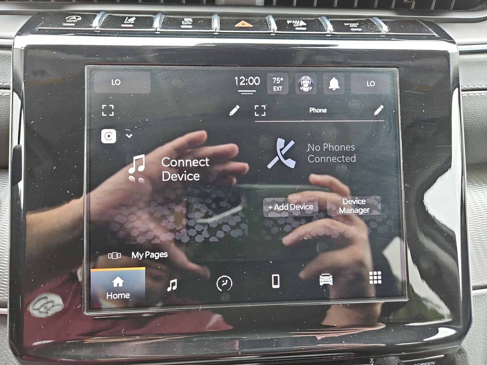 Used 2023 Gray Jeep Laredo image 29