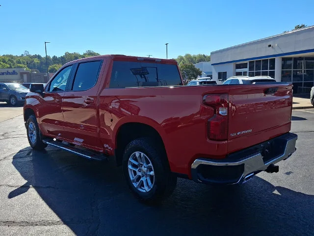 New 2026 Red Chevrolet LT image 4