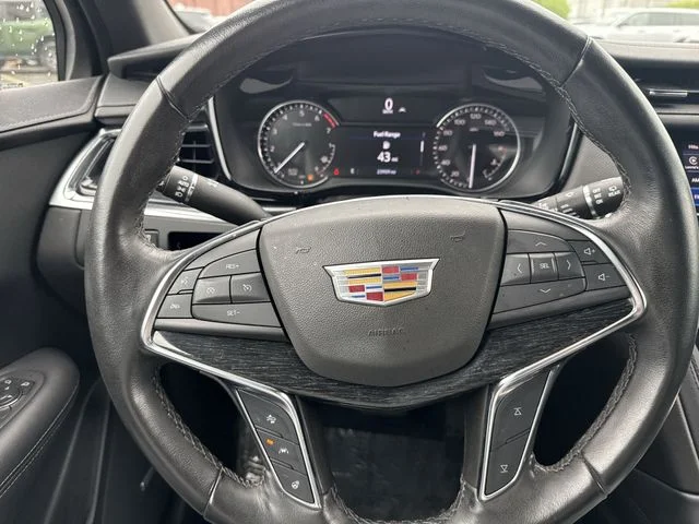 Used 2022 Stellar Black Metallic Cadillac Premium Luxury image 13
