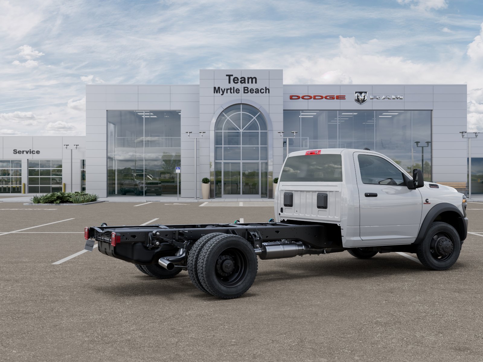 New 2025 Bright White Clearcoat RAM Tradesman image 31