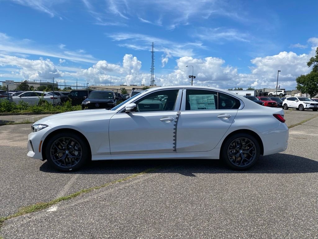 New 2026 Mineral White Metallic BMW 330i NA xDrive image 4