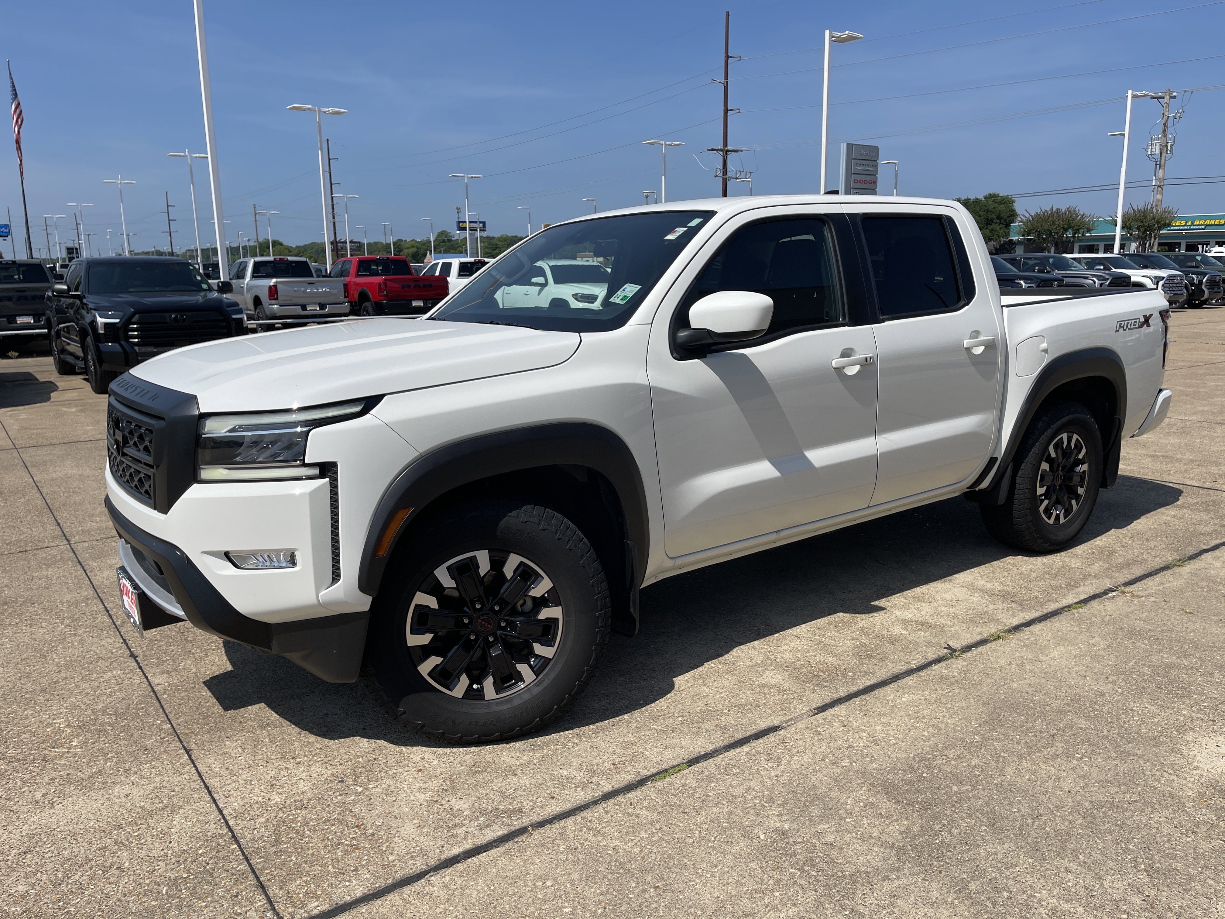 2024 Nissan Frontier PRO-X Crew Cab 4X2's photo
