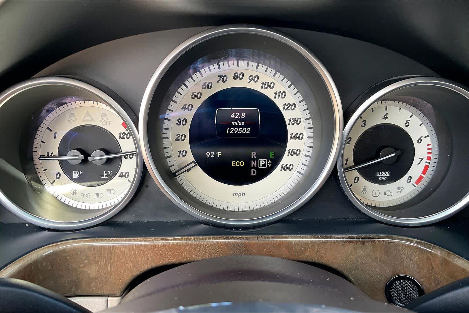 Used 2014 Black Mercedes-Benz E 350 Sport image 23