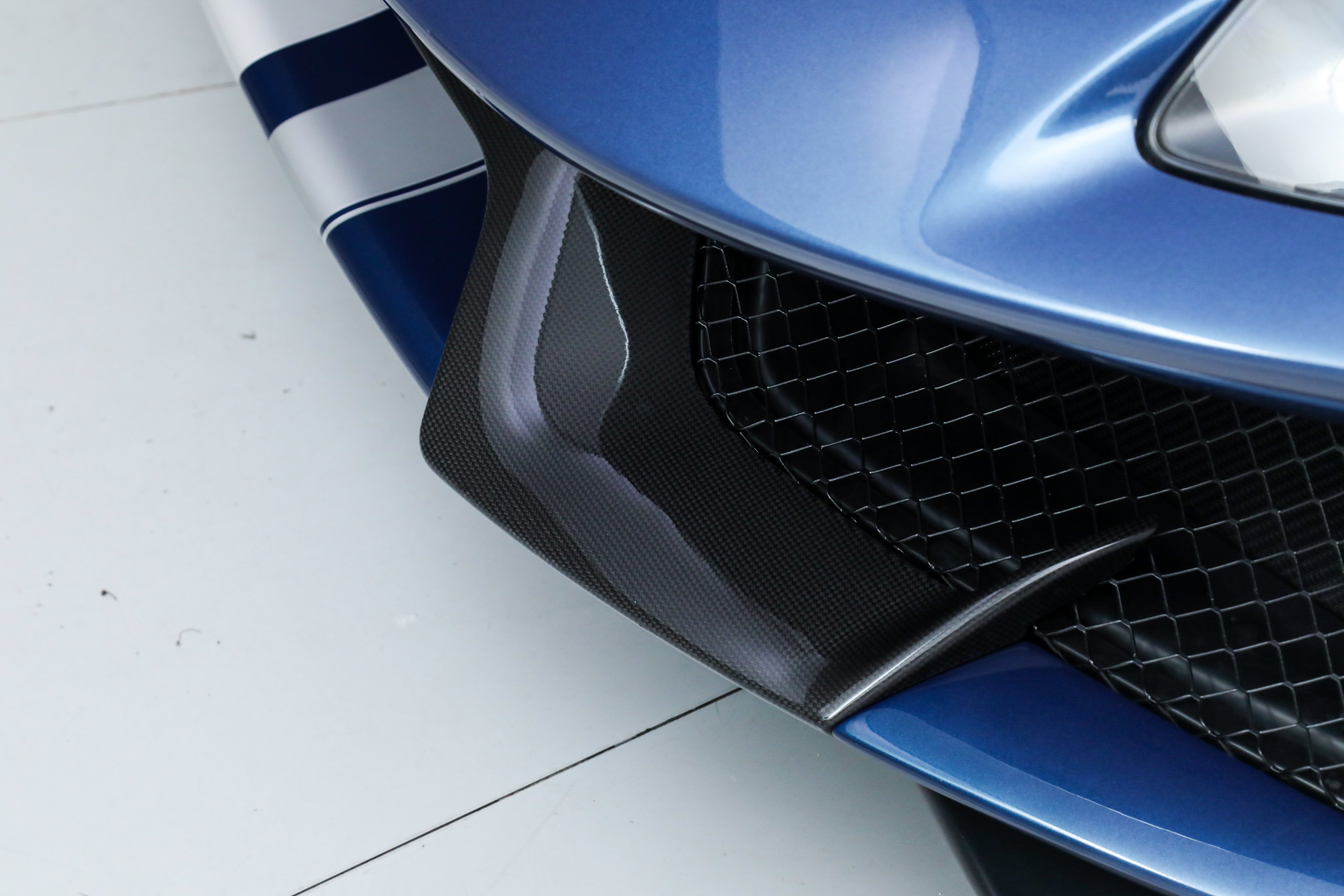 Used 2019 Blue Ferrari  image 15