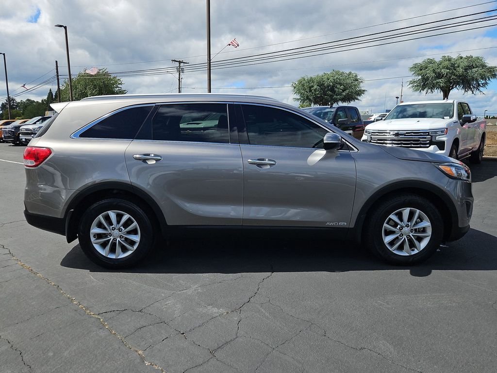 Used 2017 Titanium Silver Kia LX image 7
