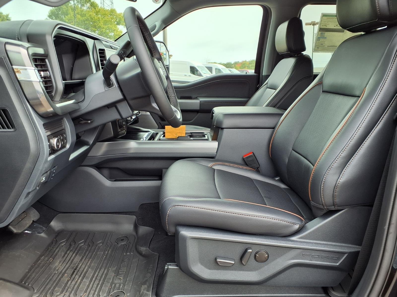 New 2026 Agate Black Metallic Ford F-250® Lariat® image 20