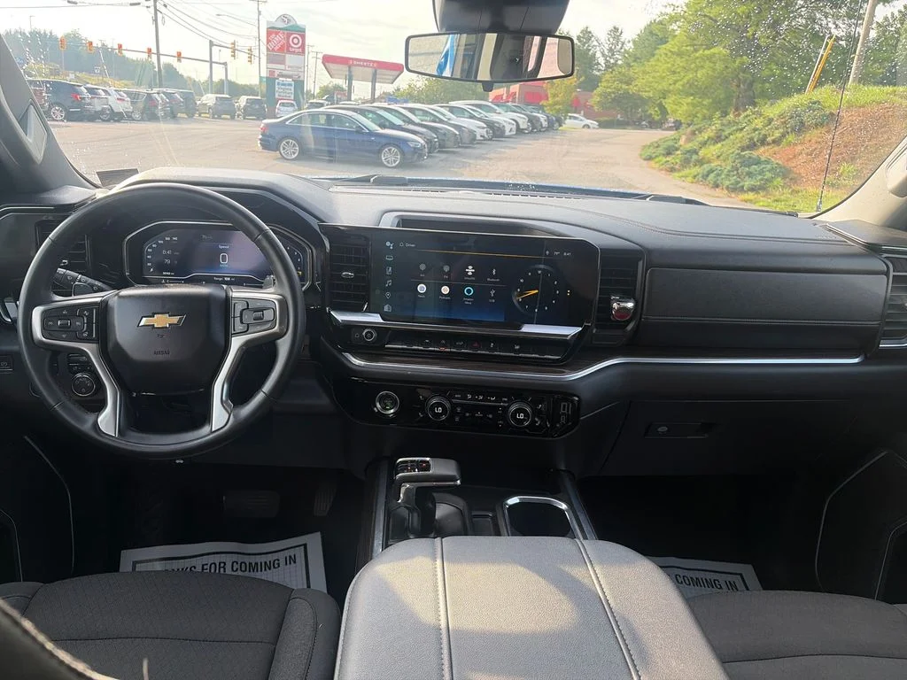 Used 2024 Blue Chevrolet LT image 13