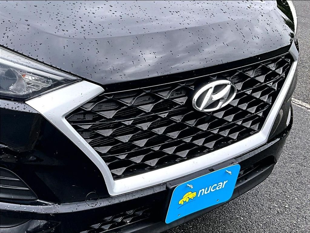 Used 2019 Black Hyundai Value image 30