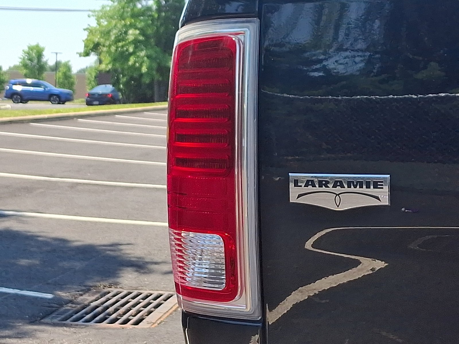 Used 2015 Black Clearcoat Ram Laramie image 15