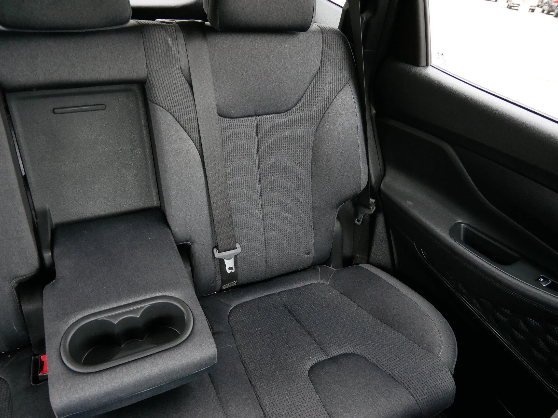 Used 2022 Hampton Gray Hyundai SEL image 14