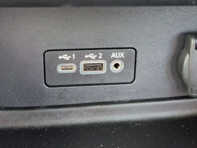 Certified Used 2023 Gun Metallic Nissan SR image 20