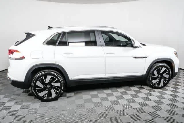 New 2026 Opal White Pearl Volkswagen 2.0T SEL image 29