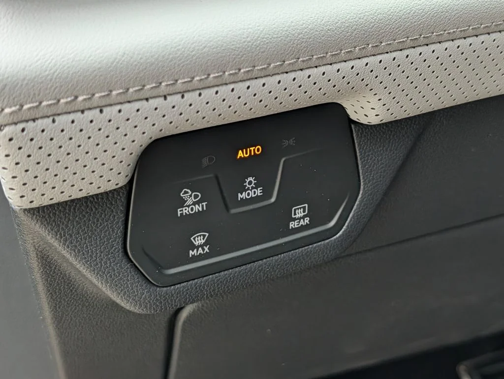 New 2026 Black Volkswagen 2.0T Peak Edition image 17