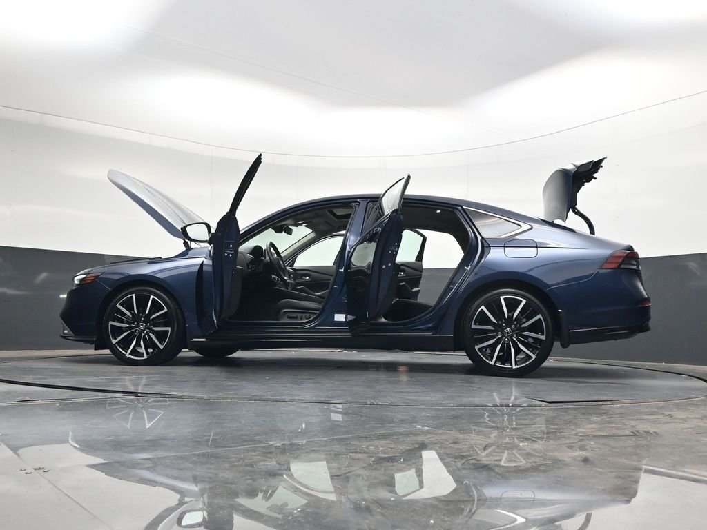 Used 2024 Blue Honda Touring image 41