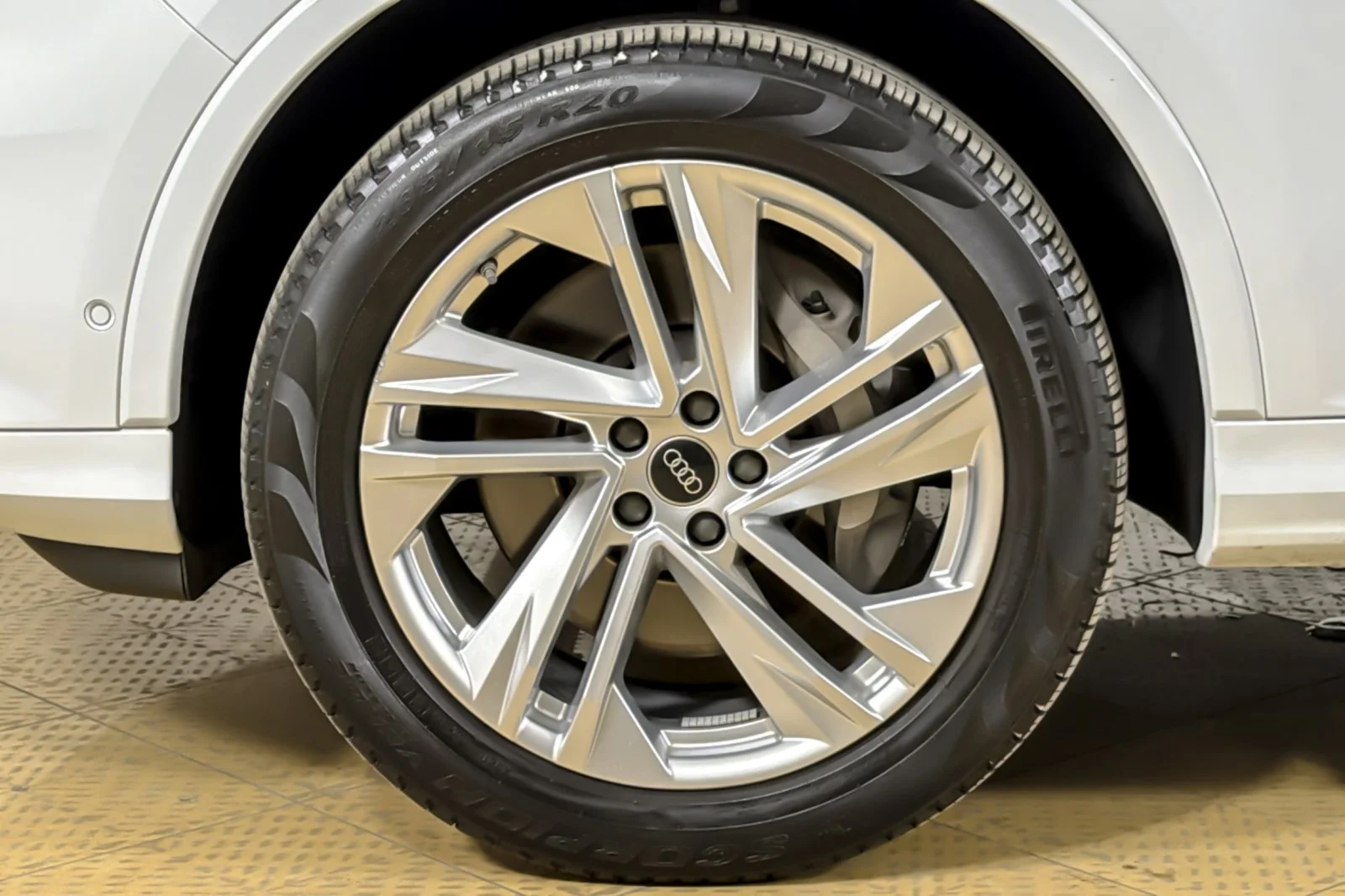 Used 2023 Glacier White Metallic Audi Premium 55 TFSI quattro image 24