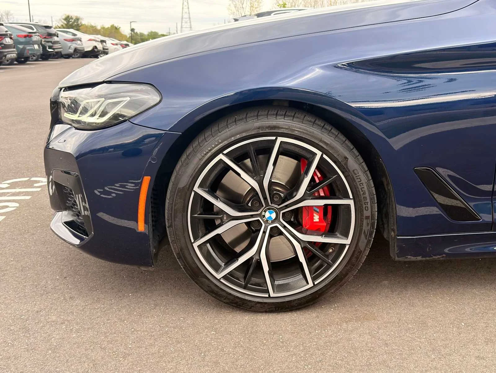 Used 2022 Tanzanite Blue II Metallic BMW M550i xDrive image 11