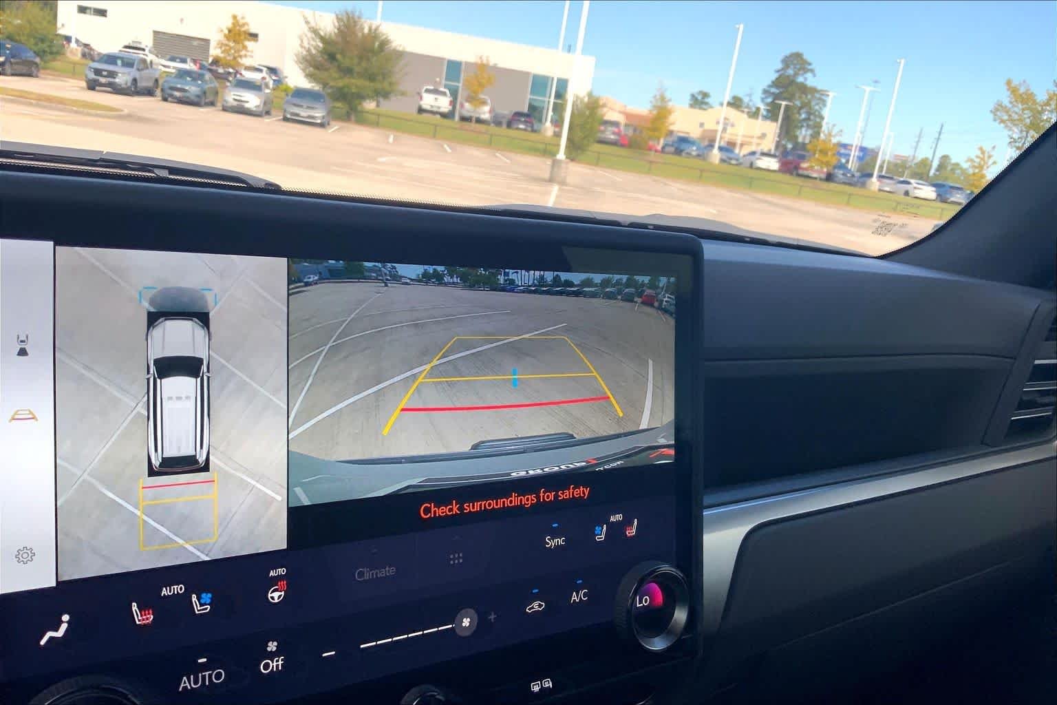 Used 2025 Incognito Lexus Overtrail image 26