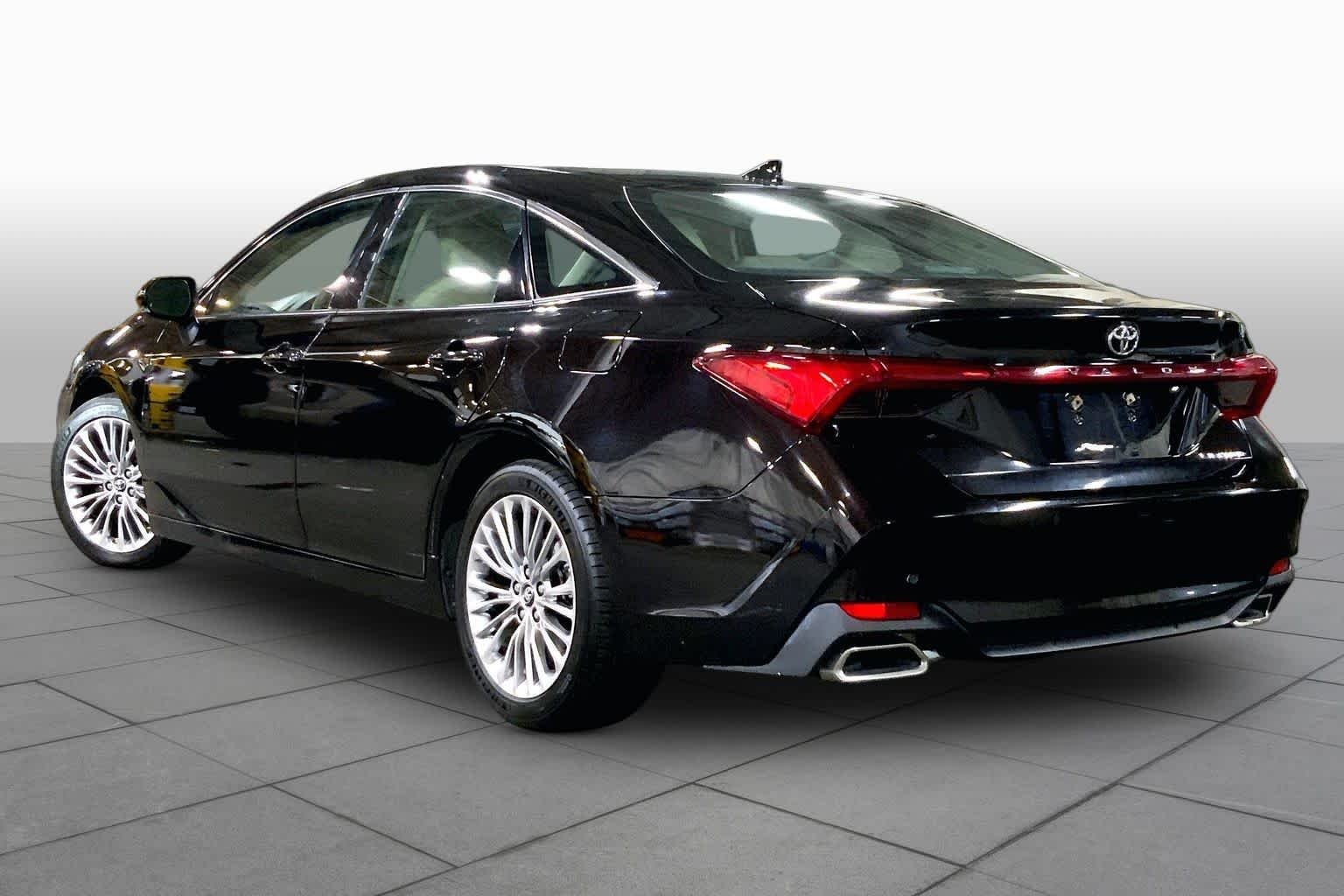 Used 2019 Opulent Amber Toyota Limited image 12