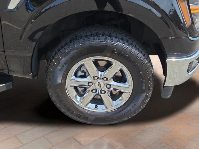 Used 2025 Black Metallic Ford XLT image 19